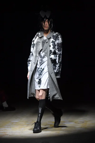 Look 9